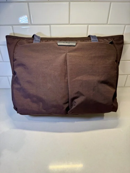 EUC Bellroy Tokyo Wonder Tote 12L - Picture 5 of 11